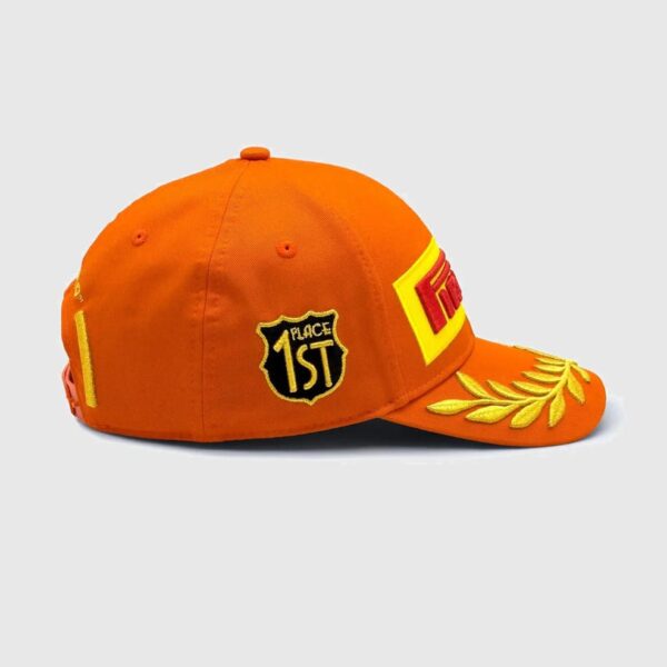 GORRA PIRELLI ESPAÑA GP 2025 - Imagen 2
